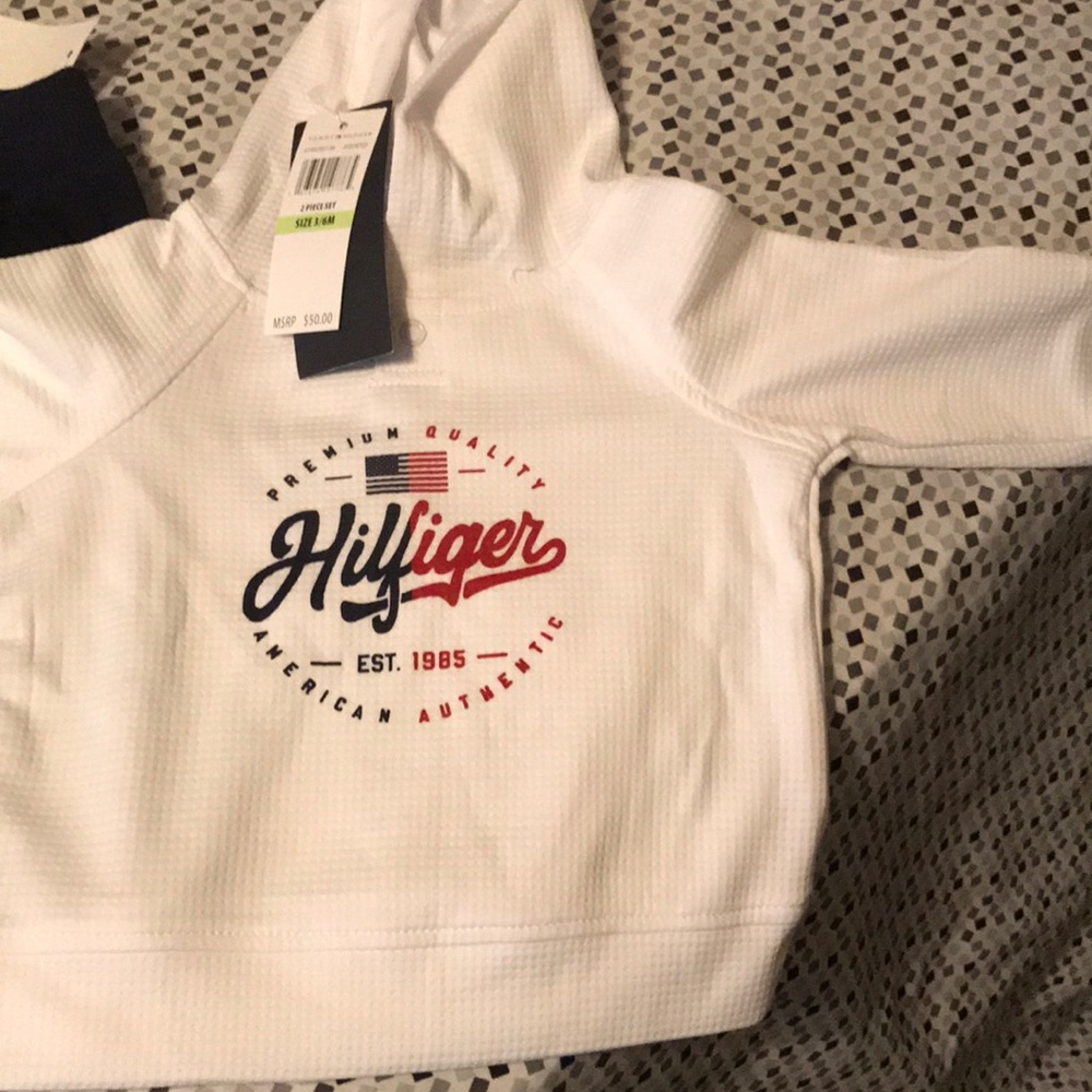 3/6 month two piece set